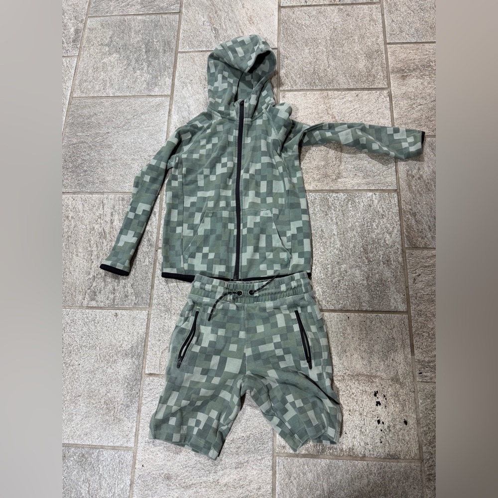 GAP FIT KIDS Green Pixel Print Hoodie & Jogger Set